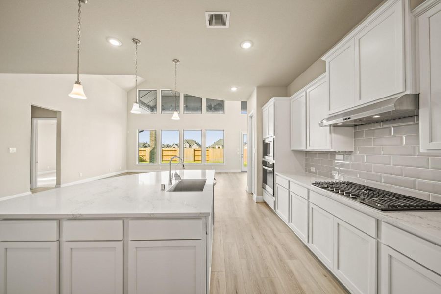 Furnished interior view inside a new home in Coastal Point, League City (Image 7). Furnished interior view inside a new home in Coastal Point, League City (Image 7).