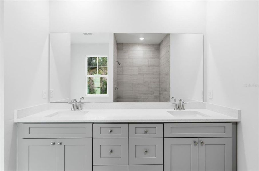 Furnished interior view inside a new home in , Altamonte Springs (Image 10).