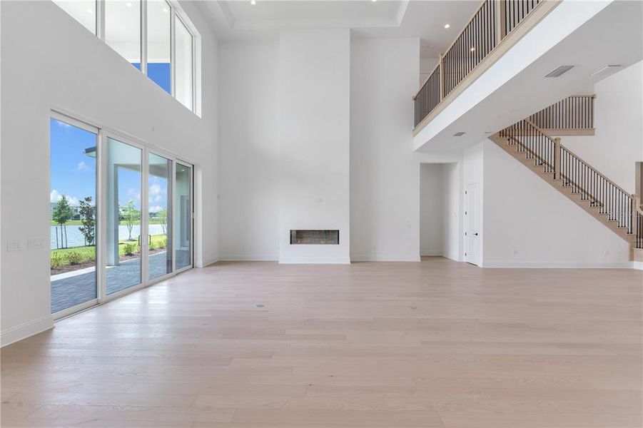 Spacious, unfurnished interior of a new home in , Orlando (Image 55).