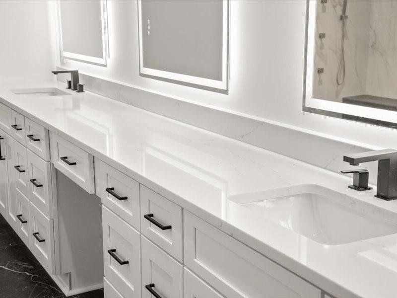 Furnished interior view inside a new home in , Dahlonega (Image 67).