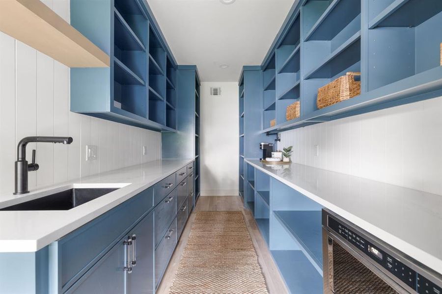 Furnished interior view inside a new home in , Dallas (Image 25).