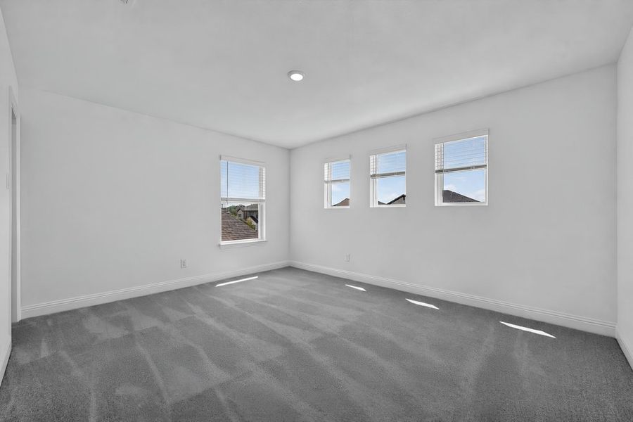 Spacious, unfurnished interior of a new home in Madero 50s, Fort Worth (Image 19).