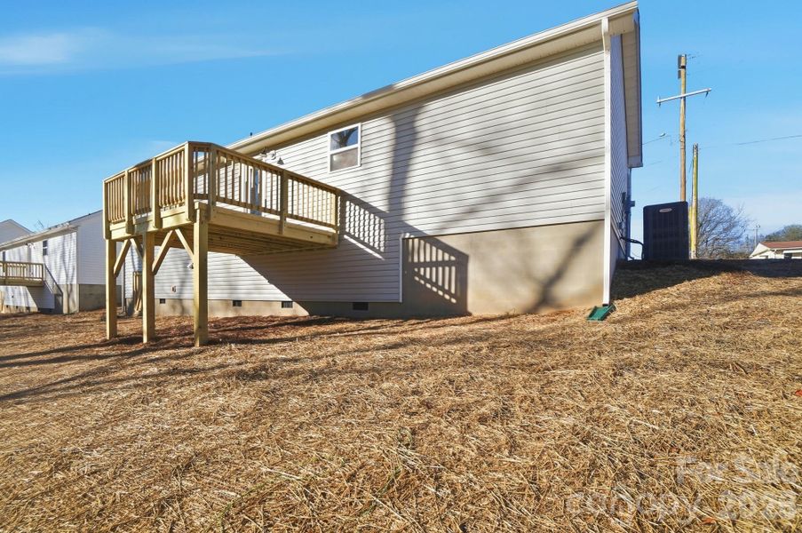 Exterior details and patio area of a home in , Statesville (Image 26).