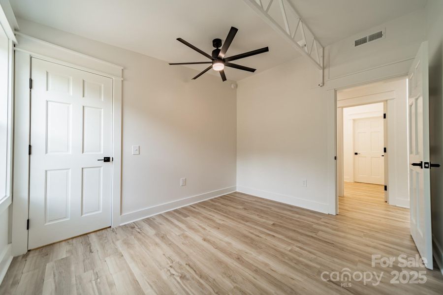 Spacious, unfurnished interior of a new home in , Fort Mill (Image 21). Spacious, unfurnished interior of a new home in , Fort Mill (Image 21).