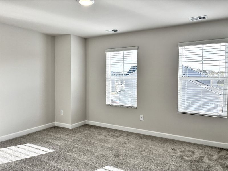 Spacious, unfurnished interior of a new home in Reidville Town Center, Reidville (Image 21).