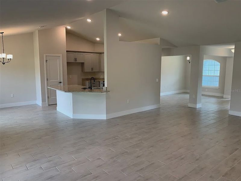 Spacious, unfurnished interior of a new home in Gulf Cove, Port Charlotte (Image 8). Spacious, unfurnished interior of a new home in Gulf Cove, Port Charlotte (Image 8).