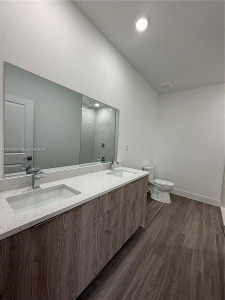 Furnished interior view inside a new home in , Labelle (Image 8).