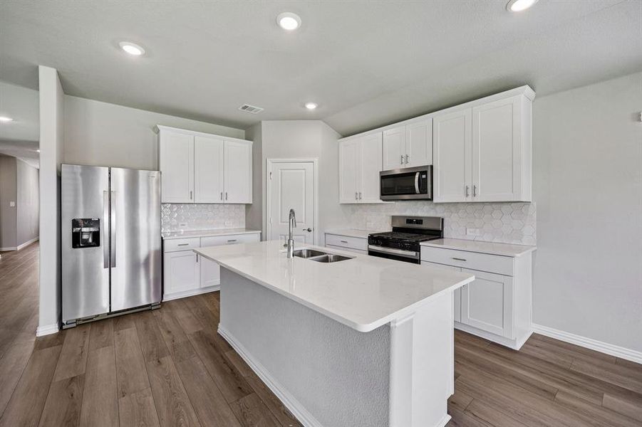 Furnished interior view inside a new home in Lakehaven - Signature Series, Farmersville (Image 10).