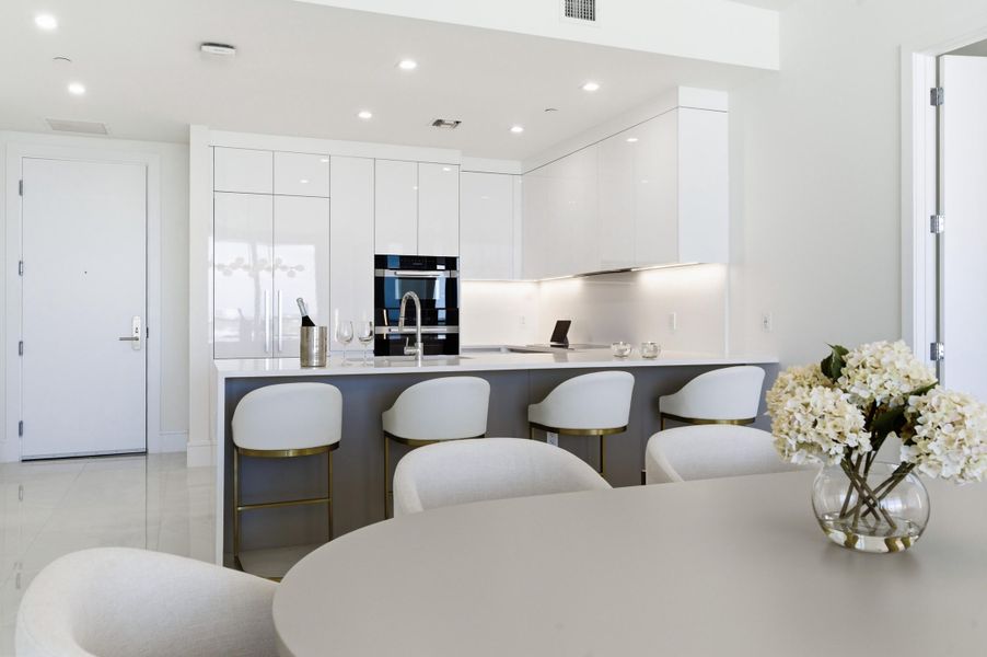 220_Lake_Shore_Dr_1205_WPB_009 220_Lake_Shore_Dr_1205_WPB_009