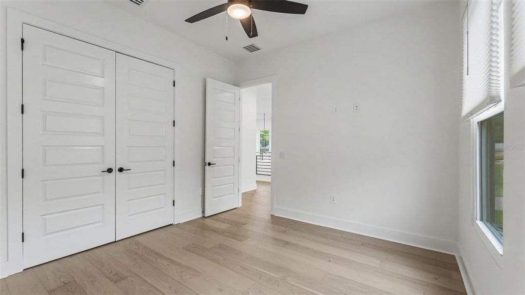 Spacious, unfurnished interior of a new home in , Lakeland (Image 50).