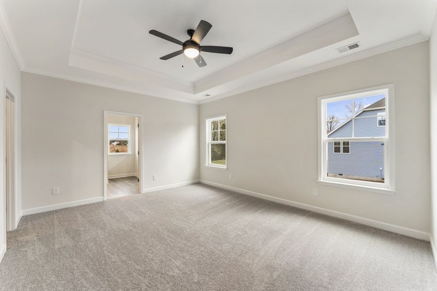 Spacious, unfurnished interior of a new home in Ridgecrest at Midway, Anderson (Image 28).