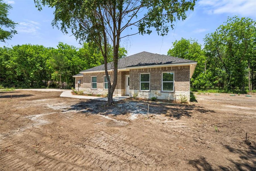 In-progress construction of a new home in , Corsicana, TX (Image 31).