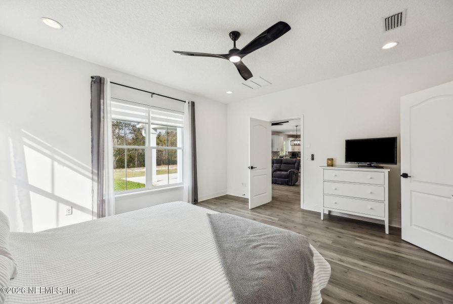 Image 44 of a home in .