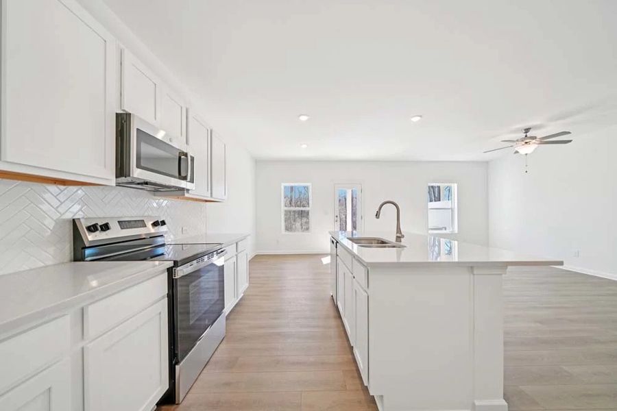 Kitchen featuring Timeless Collection Finishes