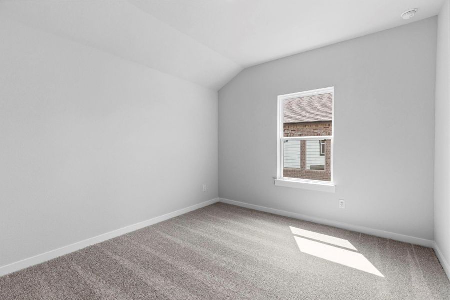 Spacious, unfurnished interior of a new home in Meridiana 40', 65', Iowa Colony (Image 11).