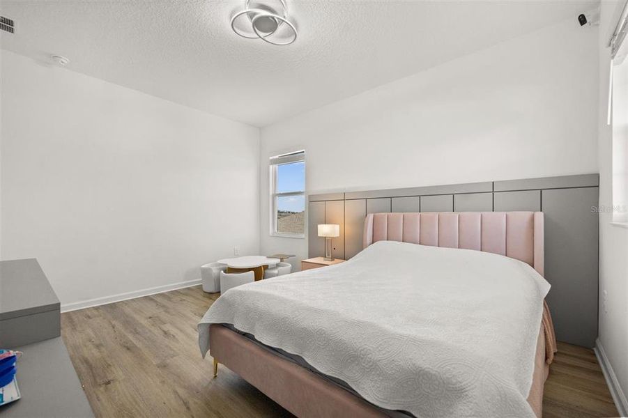 Furnished interior view inside a new home in , Winter Garden (Image 11).