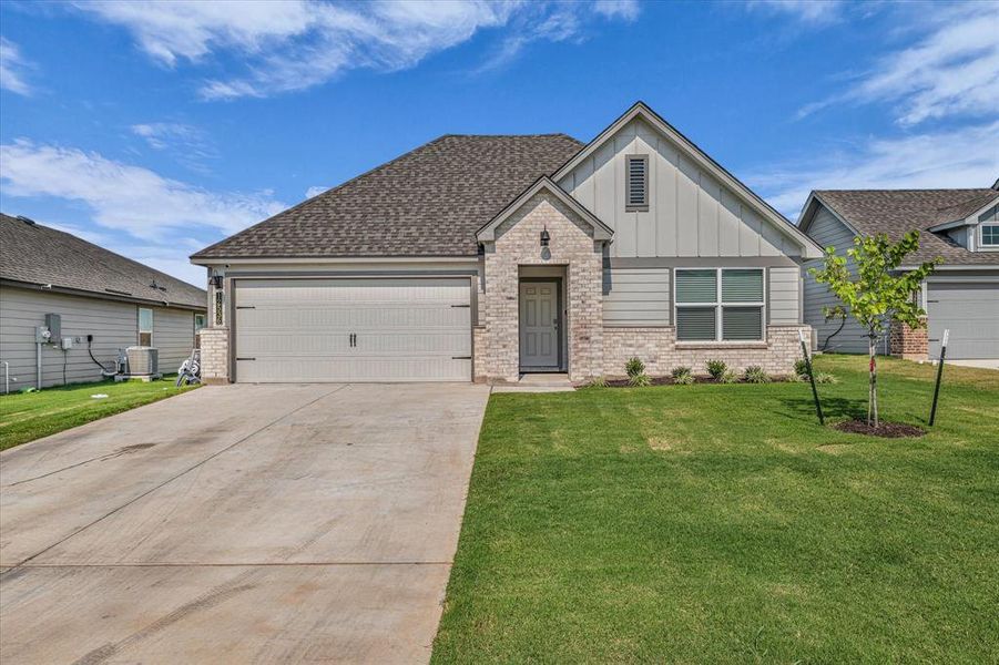 Front exterior of a new home in , Lorena, TX, highlighting curb appeal (Image 19).