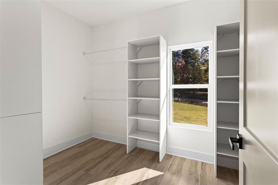 Spacious, unfurnished interior of a new home in , Gainesville (Image 59).