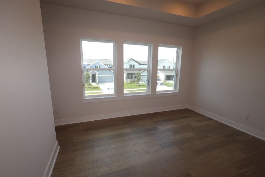 Spacious, unfurnished interior of a new home in Elyson - Reserve Collection, Katy (Image 10). Spacious, unfurnished interior of a new home in Elyson - Reserve Collection, Katy (Image 10).