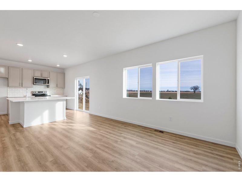 Spacious, unfurnished interior of a new home in Granary, Johnstown (Image 22).