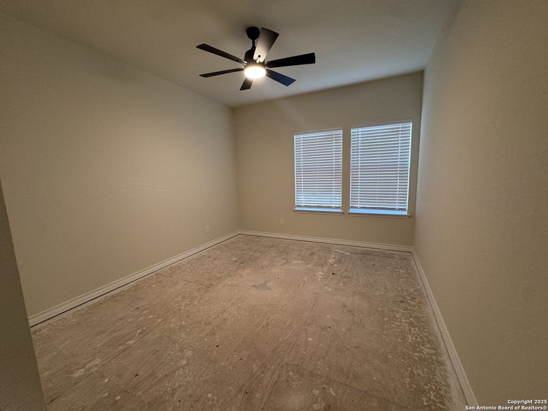 Spacious, unfurnished interior of a new home in , San Antonio (Image 15).