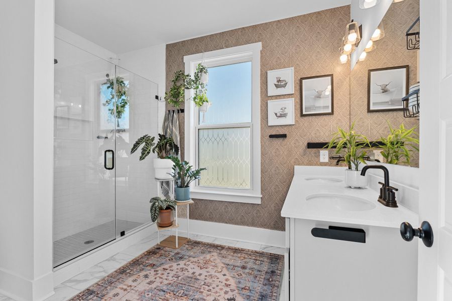 Furnished interior view inside a new home in , Ravenel (Image 40).