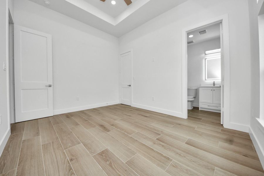 Bedroom #2 with walk-in closet & full bathroom. Bedroom #2 with walk-in closet & full bathroom.