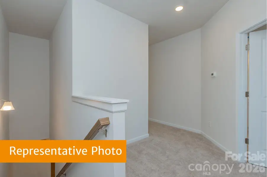 Suwanee Loft Area Suwanee Loft Area