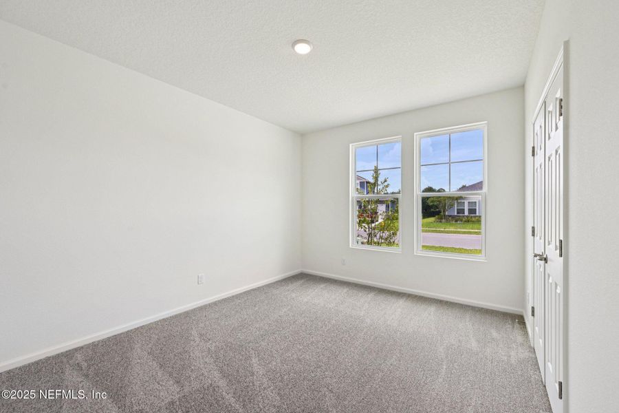 Spacious, unfurnished interior of a new home in Panther Creek, Jacksonville (Image 21).
