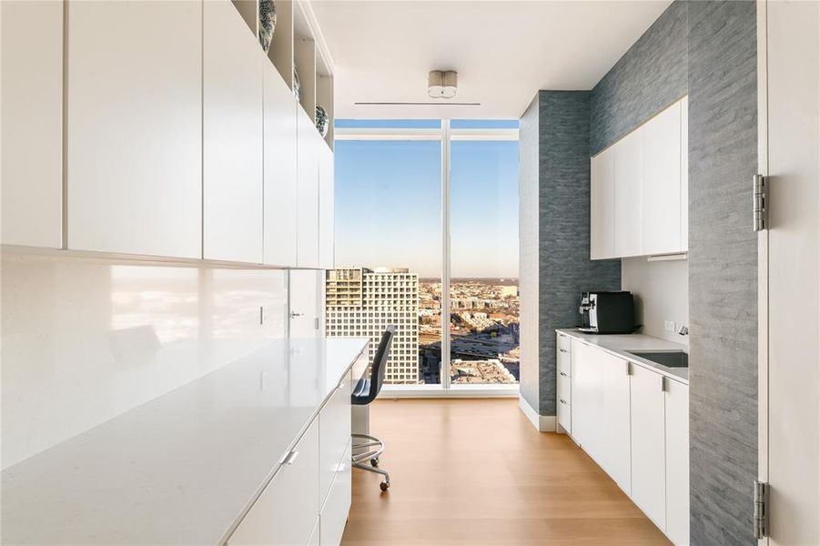 Furnished interior view inside a new home in , Dallas (Image 19).