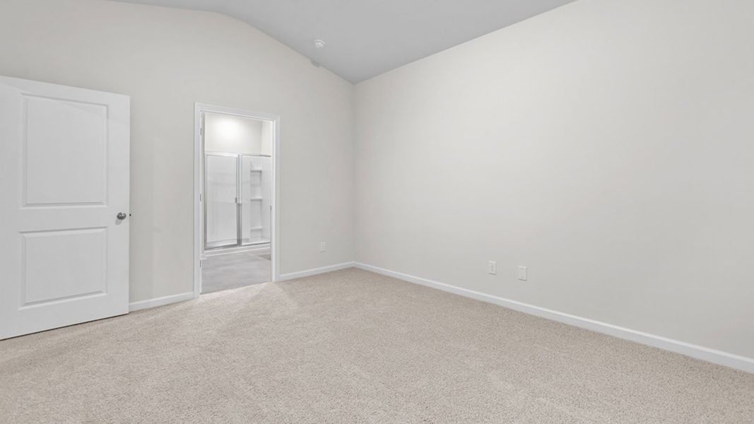Spacious, unfurnished interior of a new home in Middleton, Greensboro (Image 19).