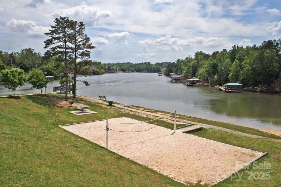 Image 32 of a home in .