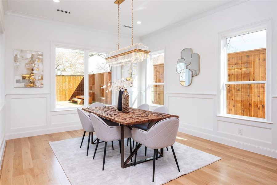 Furnished interior view inside a new home in , Dallas (Image 32).