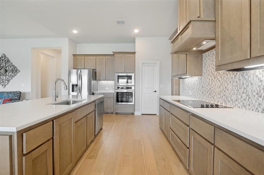 Furnished interior view inside a new home in , Waxahachie (Image 19).