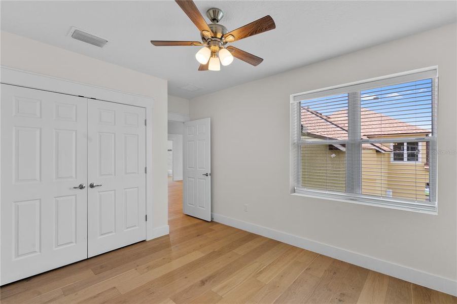 Spacious, unfurnished interior of a new home in , Sanford (Image 38).