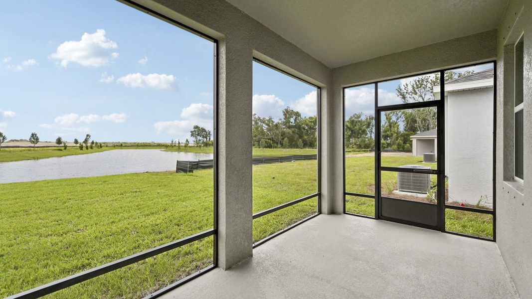 Representative exterior details of a home built from the Laurel by D.R. Horton in Star Farms at Lakewood Ranch, Bradenton (Image 3).