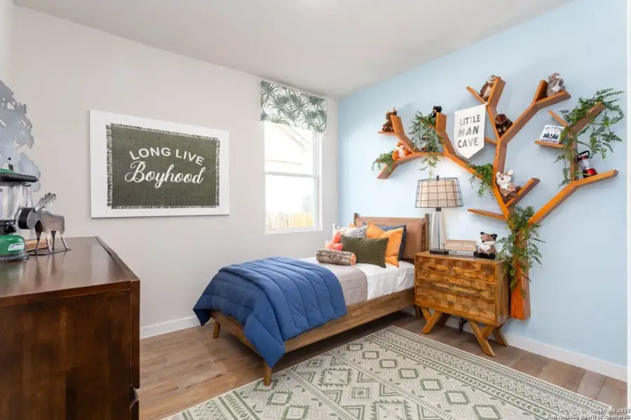 Furnished interior view inside a new home in Hunters Ranch, San Antonio (Image 7).