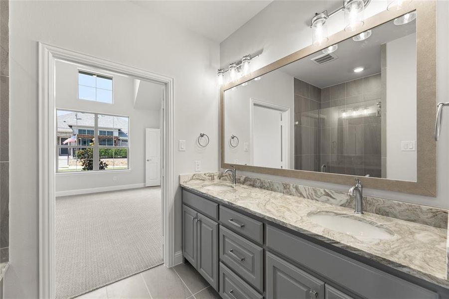 Furnished interior view inside a new home in Woodbridge, Wylie (Image 10).