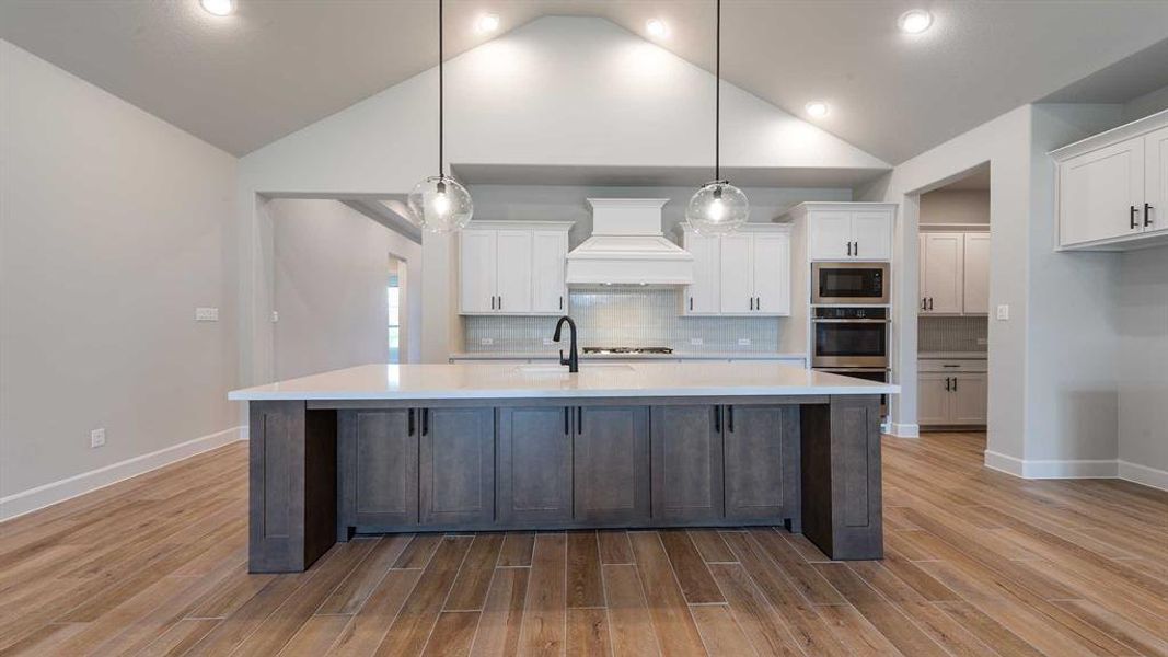 Furnished interior view inside a new home in Somerset Park 80', Rockwall (Image 9). Furnished interior view inside a new home in Somerset Park 80', Rockwall (Image 9).