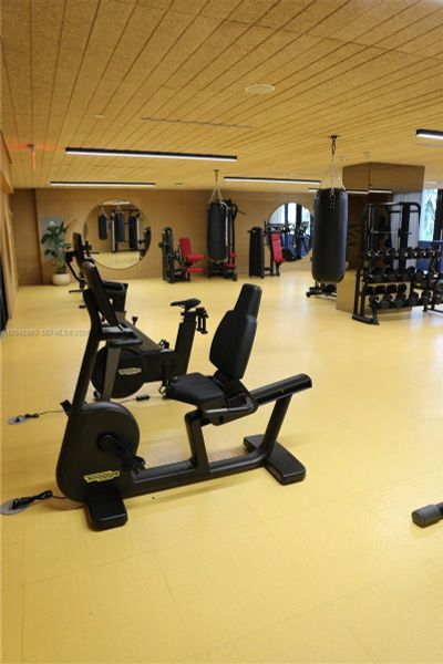 Community amenities in , Miami (Image 27).
