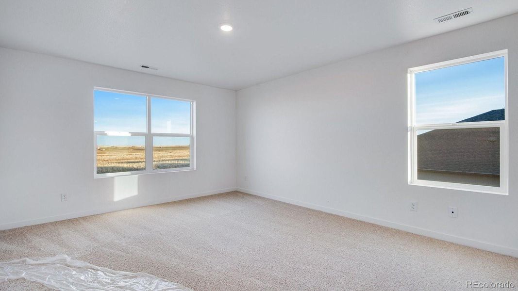 Spacious, unfurnished interior of a new home in Spring Valley Ranch, Elizabeth (Image 39).