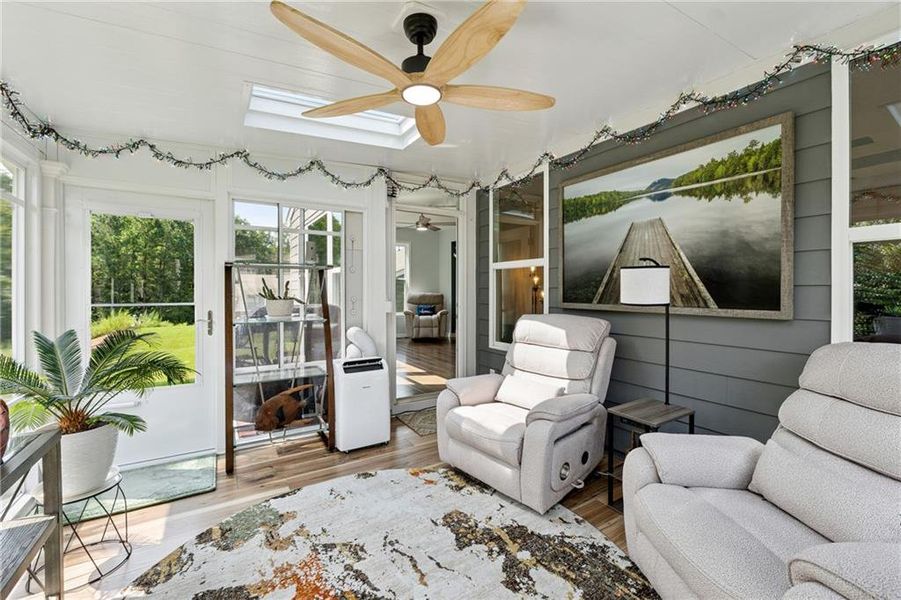 Furnished interior view inside a new home in Poplar Place, Dallas (Image 35).