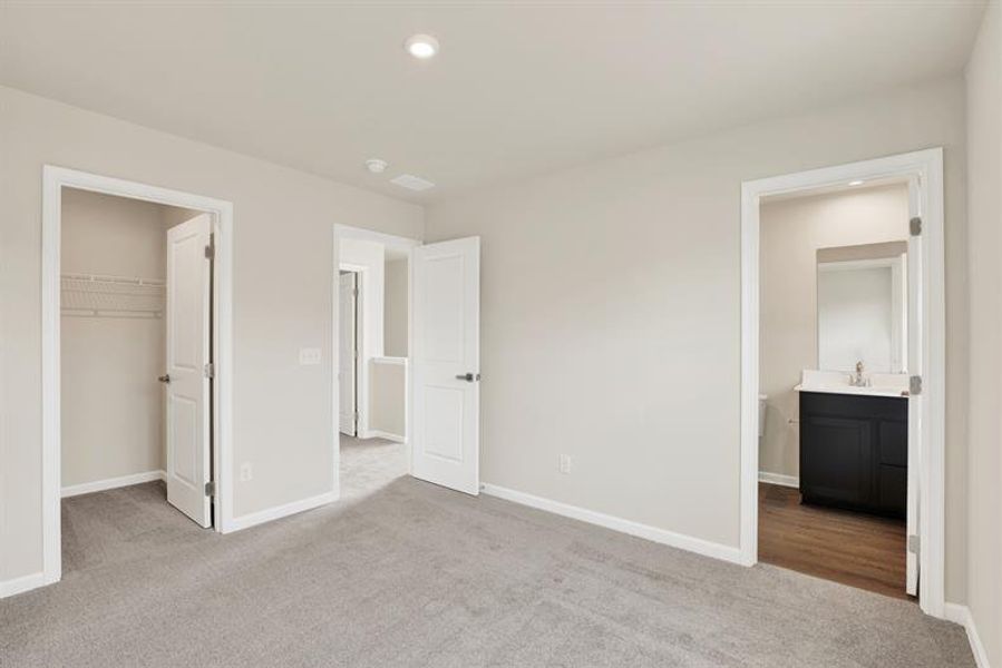 Spacious, unfurnished interior of a new home in Royal Oaks Cottages, Hardeeville (Image 19). Spacious, unfurnished interior of a new home in Royal Oaks Cottages, Hardeeville (Image 19).