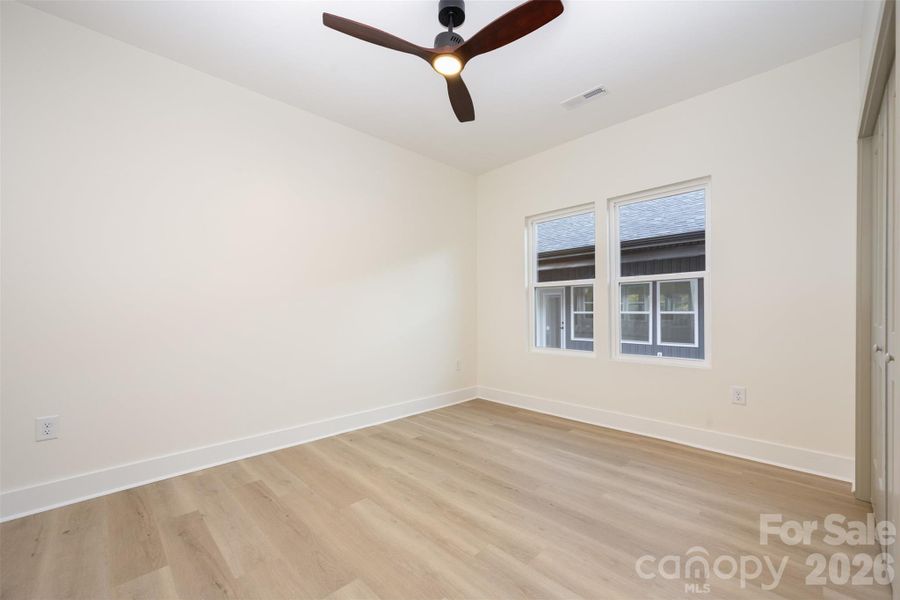 Spacious, unfurnished interior of a new home in , Shelby (Image 21).