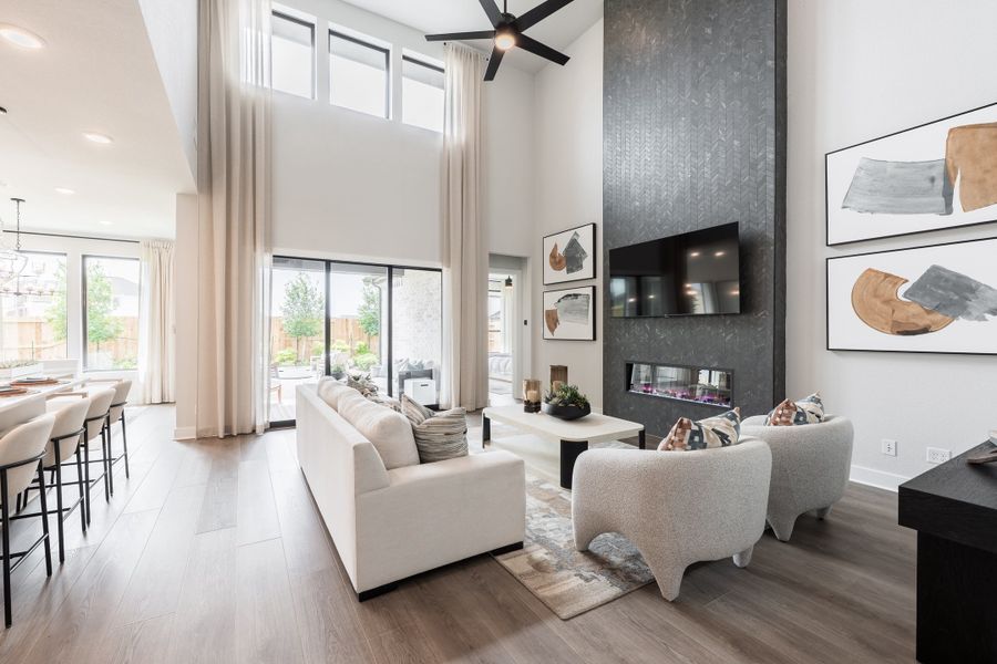 Image 18 representing the Goldeneye by Tri Pointe Homes in Tompkins Reserve, Katy, TX.