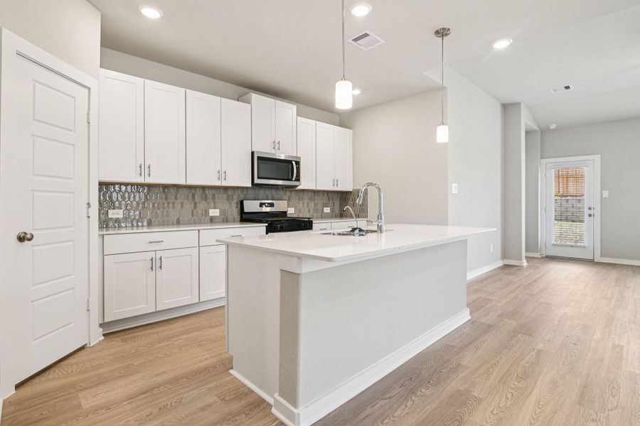 Image 15 of a home in Pine Lake Cove - Premier Series. Image 15 of a home in Pine Lake Cove - Premier Series.