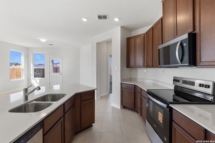 Furnished interior view inside a new home in Legend Heights, New Braunfels (Image 10). Furnished interior view inside a new home in Legend Heights, New Braunfels (Image 10).
