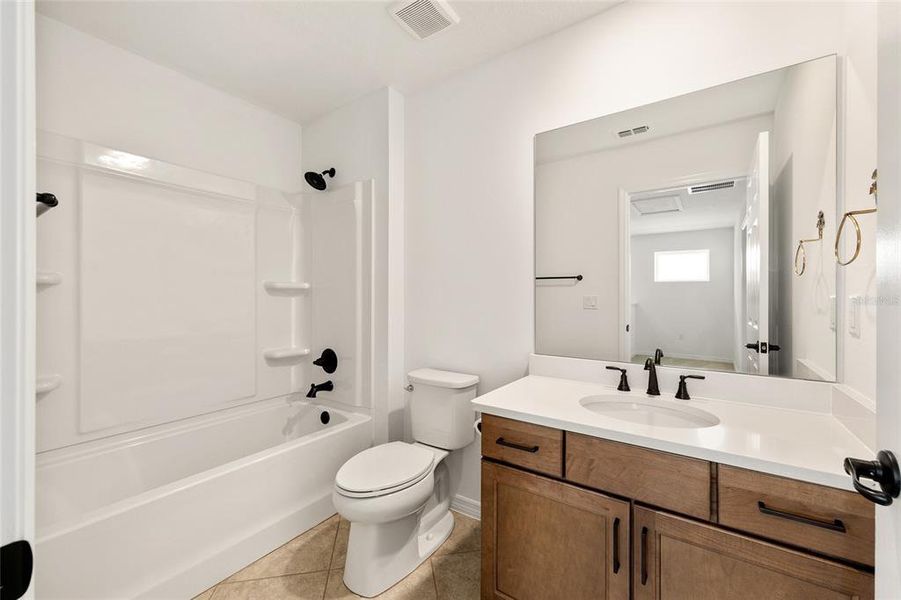Furnished interior view inside a new home in Calesa Township, Ocala (Image 17). Furnished interior view inside a new home in Calesa Township, Ocala (Image 17).