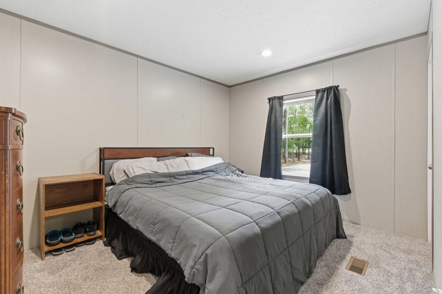 Furnished interior view inside a new home in , Summerton (Image 33).