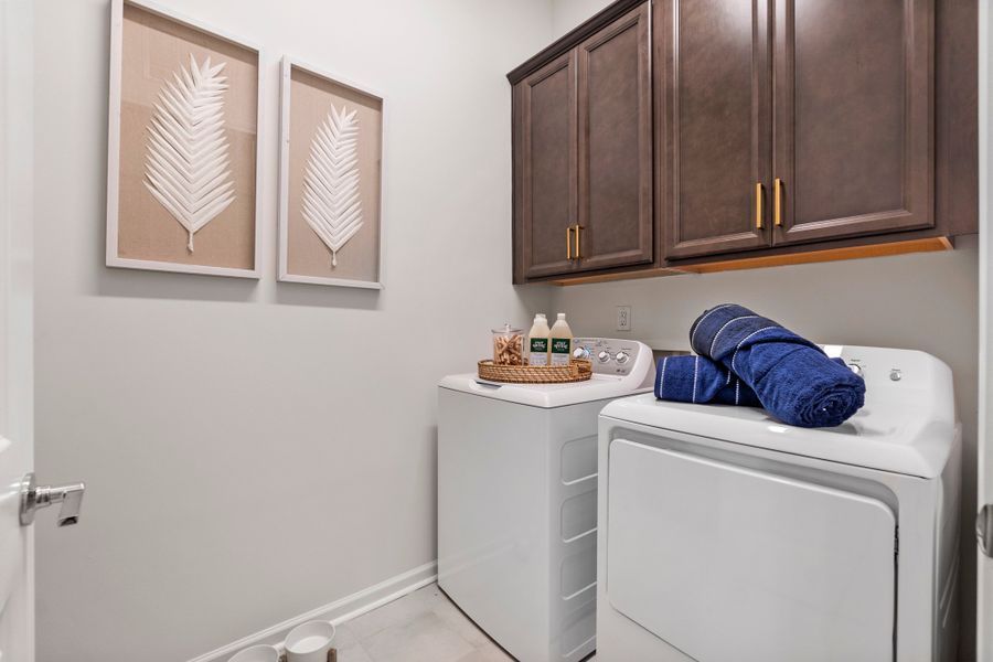 Representative furnished interior of a home built from the Pembrooke by Taylor Morrison in River Falls, Tega Cay (Image 25).